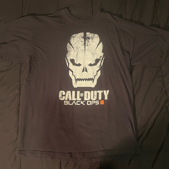 ⭒ call of duty t-shirt - Picture 2 of 4